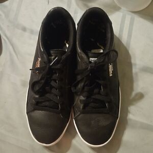 Puma woman shoes size 8 black